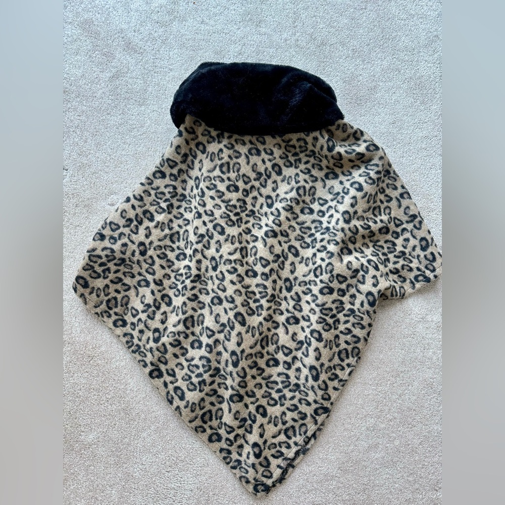 Boutique Leopard Poncho